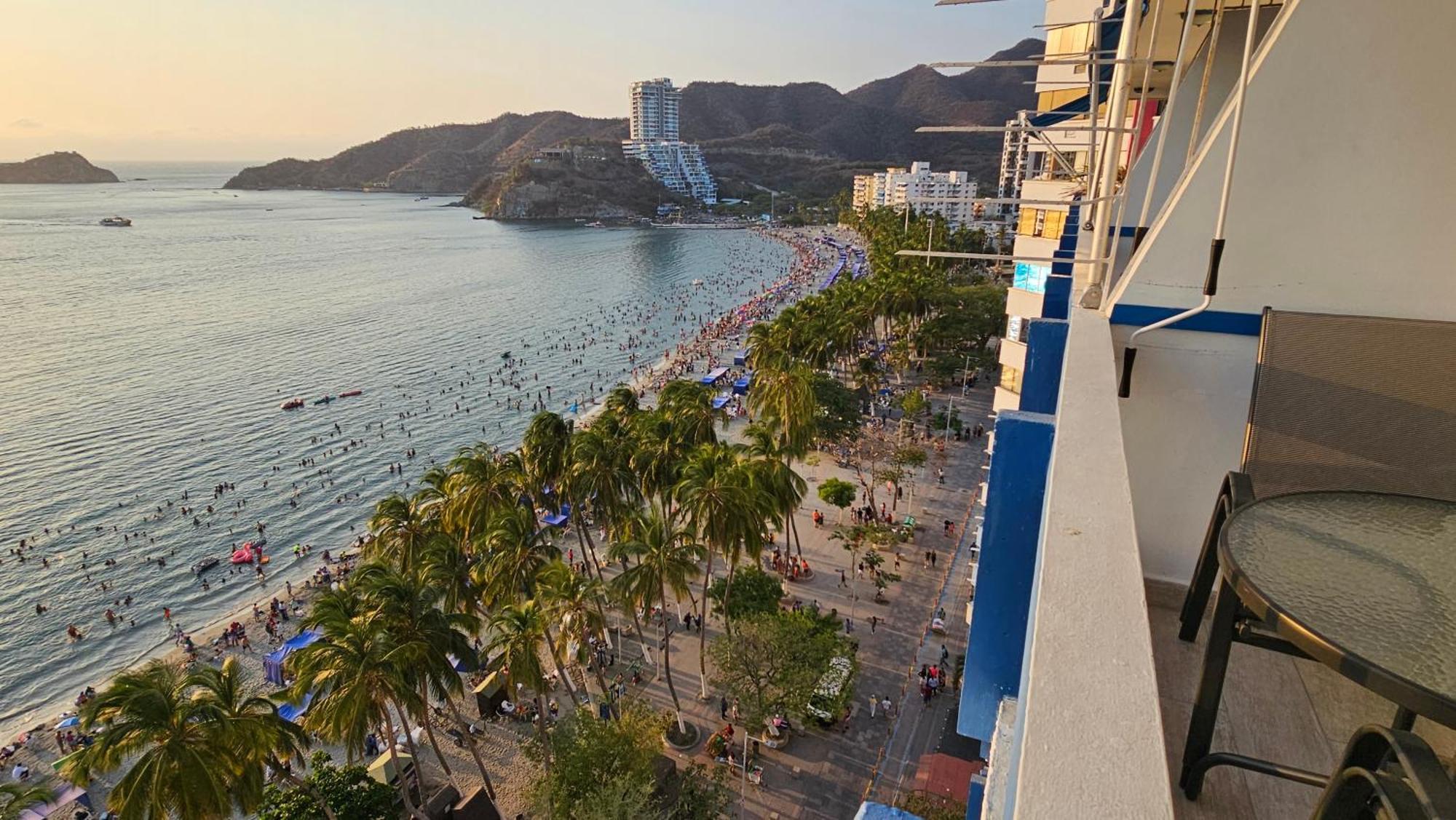 Apartamento 1403 Edificio Karey El Rodadero Santa Marta Dış mekan fotoğraf