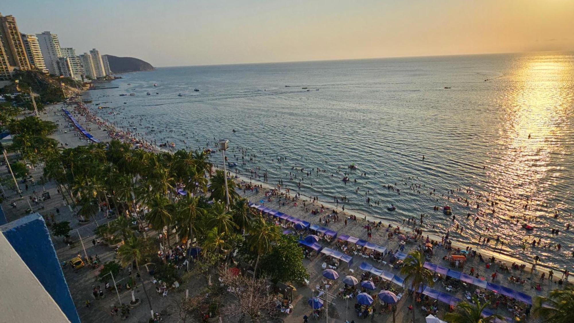 Apartamento 1403 Edificio Karey El Rodadero Santa Marta Dış mekan fotoğraf